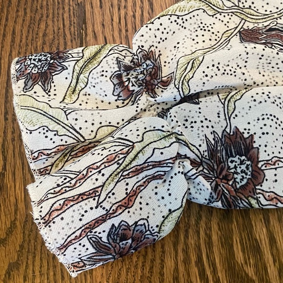 Goodnight Macaroon Floral Print Dress - Picture 7 of 12